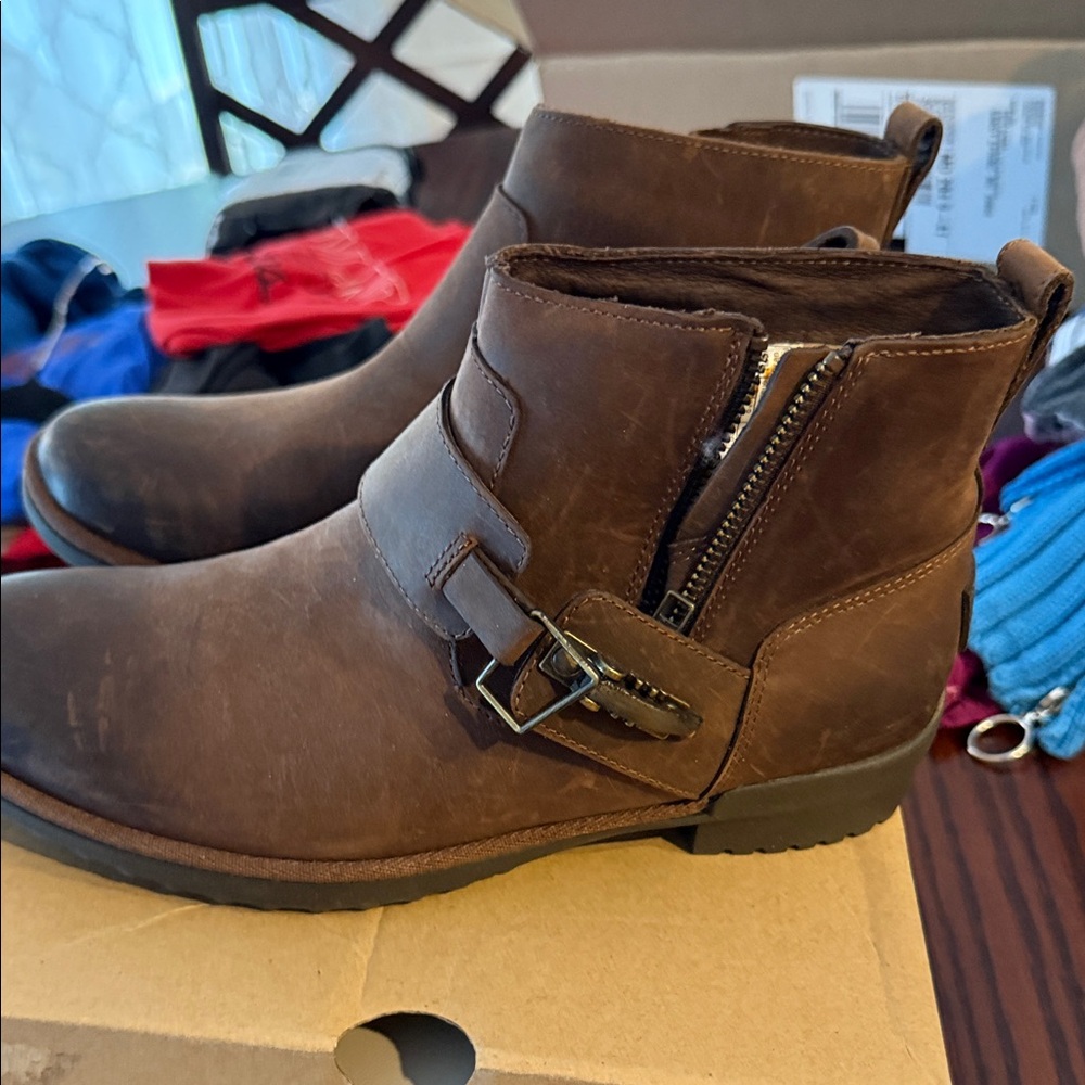W Cheyenne boot size 8